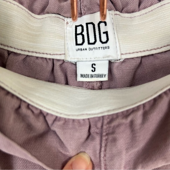 UO BDG Paper Bag High Waist Shorts - Picture 4 of 7